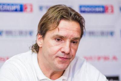 Юран резко отреагировал на то, что Карпин продолжит тренировать сборную России