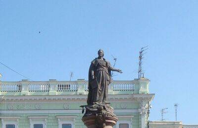 Мэр Одессы поддержал демонтаж памятника Екатерине II