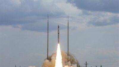 Иран объявил об успешных испытаниях ракеты-носителя