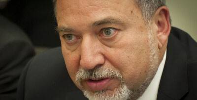 Либерман отказывается присоединиться к коалиции Ликуд из-за Нетаньяху