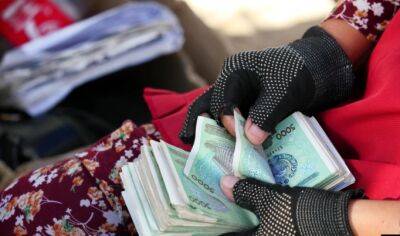 Средняя зарплата в Узбекистане достигла $350