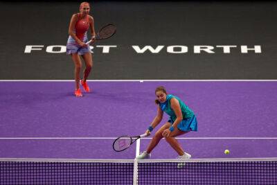 Киченок и Остапенко вышли в полуфинал на Итоговом турнире WTA
