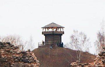 С рыцарями и князем Ольгердом: на Юровой горе в Крево открыли дозорную башню