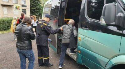 Из четырех оккупированных областей Украины за неделю выехали более 900 человек