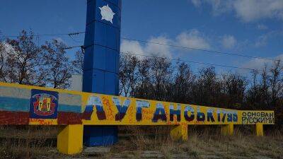 «Кругом могилы, как там жить вообще?»: Сеть потрясли новые кадры из оккупированного Луганска