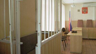 Суд в Новосибирске закрыл уголовное дело о фейках против школьника