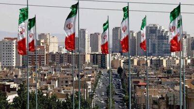 Иран упростил въезд в страну для казахстанцев
