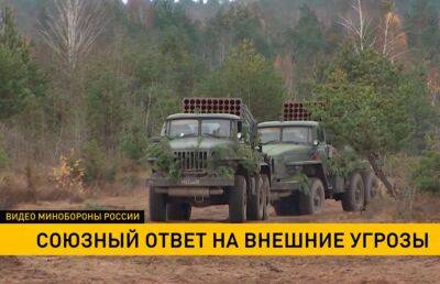 На белорусских полигонах проходят занятия по боевой подготовке подразделений Вооруженных сил России