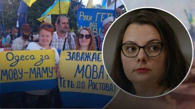 В Одессе активисты расклеивали наклейки о нарушении языкового закона: как реагировали нарушители