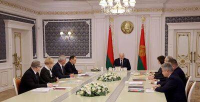 О работе правительства, ВНС и рецепте стабильности в обществе. Все подробности совещания у Александра Лукашенко