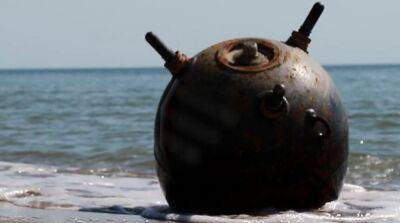 На побережье Одессы вынесло очередную противокорабельную мину