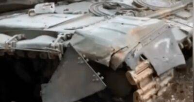 Россияне прикрепили на танк канализационные люки как еще одну "броню", но это не помогло (видео)