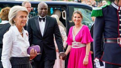 Норвежская принцесса официально отказалась от королевских обязанностей