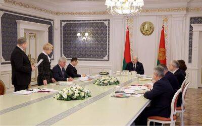Тема недели: Как изменится работа правительства и нормативная база Беларуси? Александр Лукашенко озвучил свои требования
