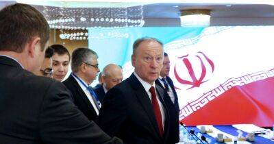 Попросит баллистические ракеты: секретар Совбеза РФ Патрушев приехал в Иран (видео)