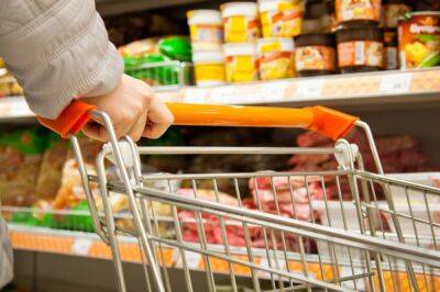 Полки в магазинах опустеют: украинцам рассказали, когда может начаться дефицит продуктов