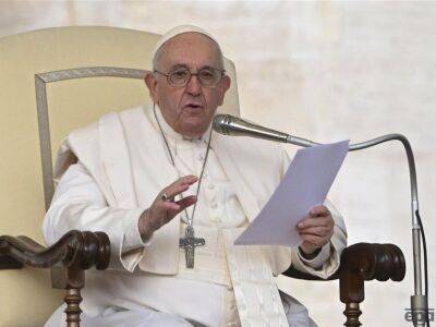 "Войны не разрешаются с помощью инфантильной логики оружия". Папа римский призвал вести диалог