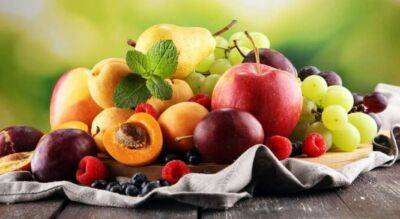 Які фрукти шкідливі для здоров'я, розповіли лікарі