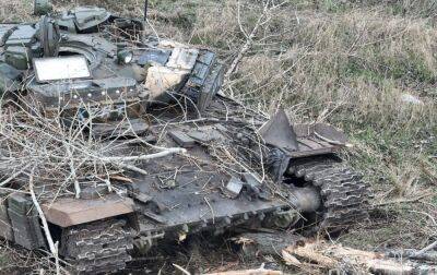 Нацгвардійці розбили колону російських танків та БМП (фото)