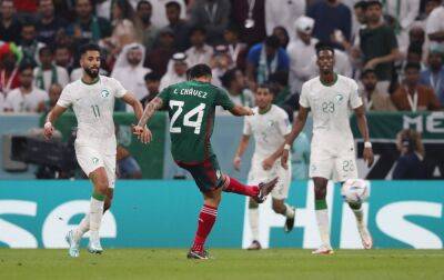 ЧС-2022: Мексика не змогла розгромити збірну Саудівської Аравії та покинула турнір - rbc.ua - Мексика - Україна - Саудівська Аравія