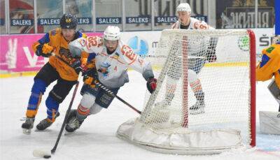 Чемпионат Украины по хоккею: Кременчуг разгромил Харьковских Берсерков