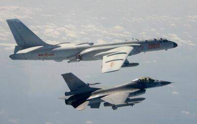 Военные самолеты Китая и РФ вошли в воздушное пространство Южной Кореи