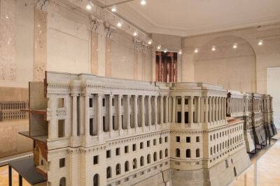 ВТБ выпустил «Культурный гид» по выставке Константина Мельникова в Государственном музее архитектуры имени А.В. Щусева