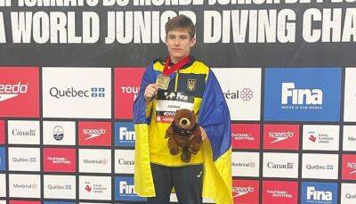 Украинец Азаров выиграл золото на юниорском чемпионате мира по прыжкам в воду