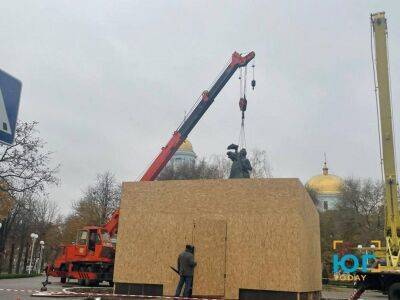 В Измаиле демонтируют памятник Суворову | Новости Одессы