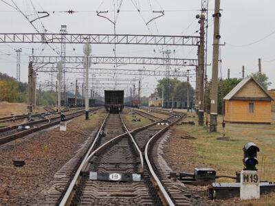 "Укрзалізниця" в октябре 2022 года сократила перевозку руды на 25%