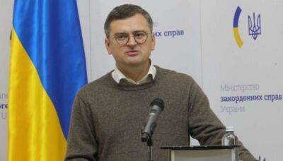 Кулеба заявив, що два українські посольства отримали листи з «дуже конкретними погрозами»