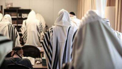 Житель Ришон ле-Циона выдавал себя за габая и собирал деньги с посетителей синагоги