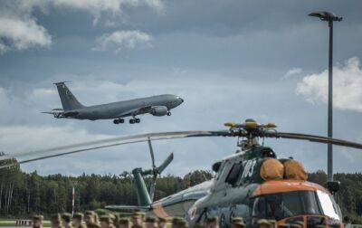 У Латвії на постійній основі розгорнуть авіаційні та артилерійські підрозділи США