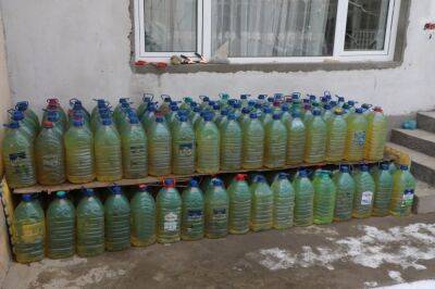 В Ташкенте обнаружили два нелегальных "магазина на дому" по продаже солярки и бензина