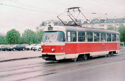 Трамвай сошел с рельсов в центре Витебска