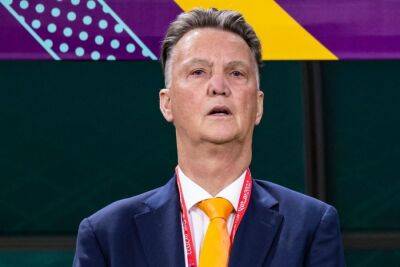 Ван Гал покидает сборную Нидерландов после вылета с ЧМ-2022