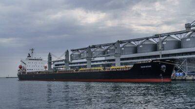 Порт Одессы приостановил работу
