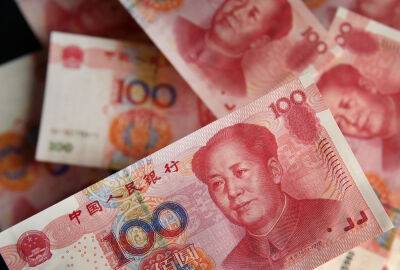 Больше половины вкладов в юанях держат клиенты старше 50 лет