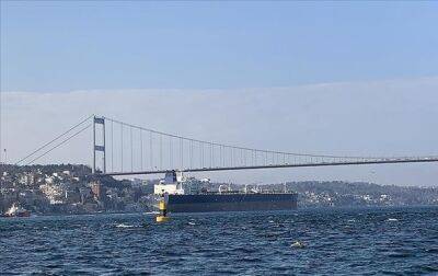 Турция начала пропускать танкеры через Босфор