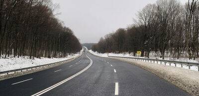 Попри війну: Україна завершила капремонт 41 км автотраси на Хмельниччині