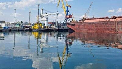 Через негоду та перебої енергопостачання суховантажні машини в рамках «зернової угоди» не змогли вийти в понеділок із портів України