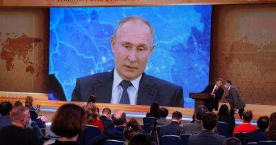 Антивоенный настрой в РФ: британская разведка назвала причину отмены "общения Путина с народом"