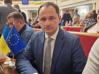 Рада назначила своим представителем в Конституционном Суде Украины нардепа от "Слуги народа" Дырдина