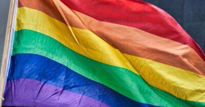 Байден подписал акт, защищающий однополые браки в США