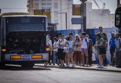 Исследование: жители Израиля ждут в среднем 14 минут общественный транспорт