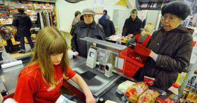 Українцям видаватимуть пенсії на касах супермаркетів