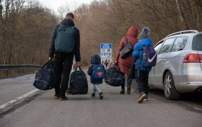 Стало відомо, яка кількість громадян готова виїхати з України на зиму