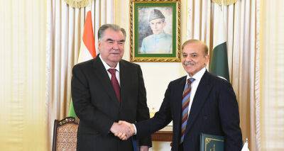 Таджикистан и Пакистан подписали новые документы о сотрудничестве