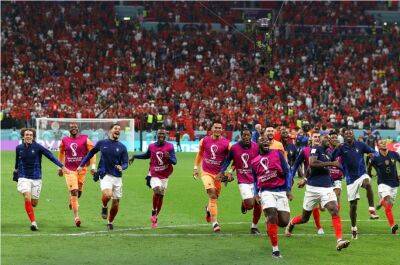 Французы обыграли марокканцев и вышли в финал чемпионата мира по футболу