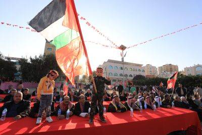 72 процента палестинцев поддерживают формирование новых вооруженных групп
